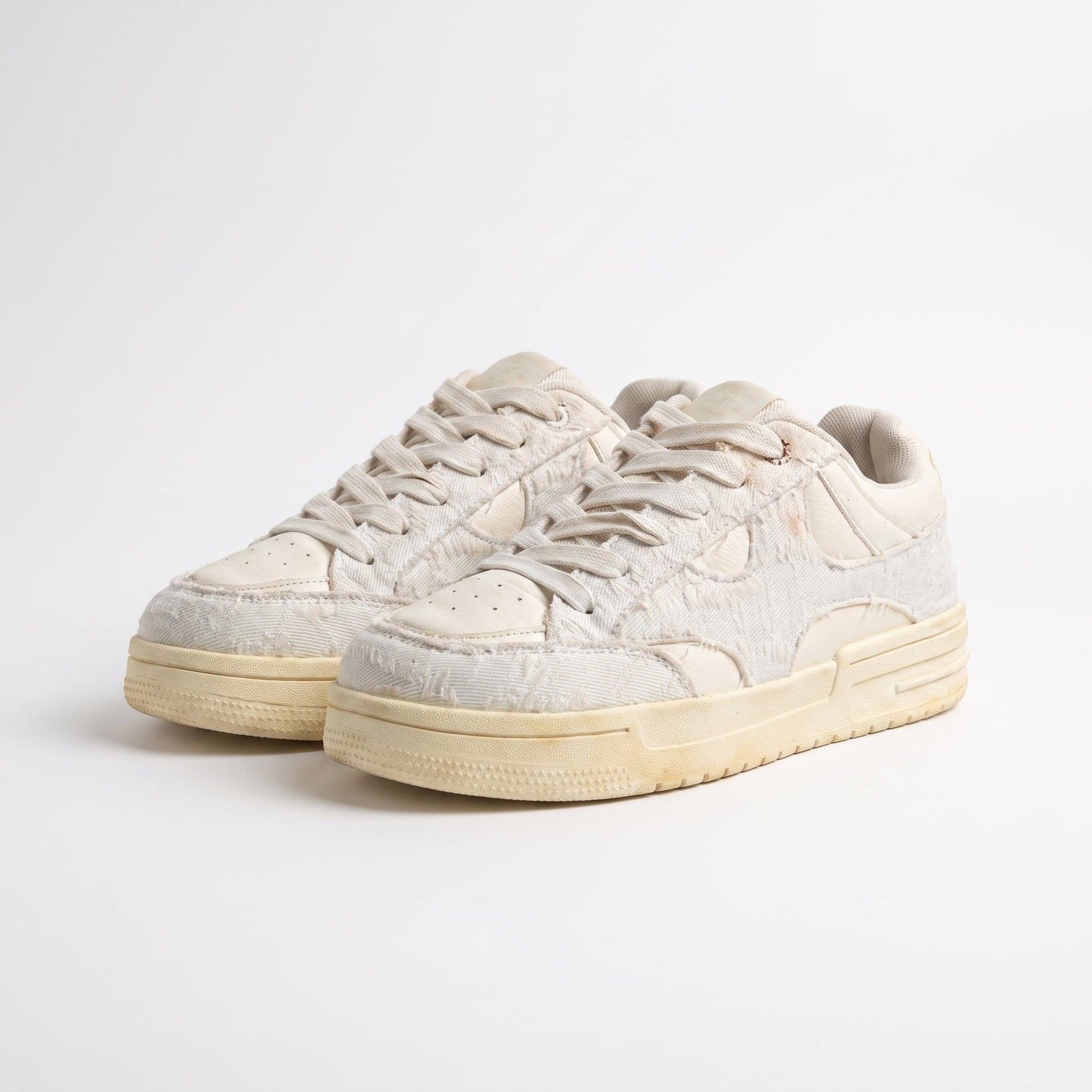 Casual Cream Textured Low-Top Shoes - ShariQ